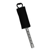 Närbild på shag bag aluminum med handtag